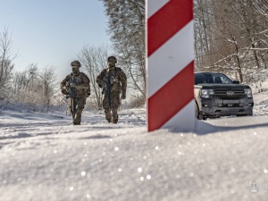 Zdrowe państwo strzela do najeźdźców. Upadające – atakuje obrońców granic