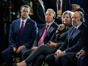 Nieoficjalnie: Rozmowy USA–Iran coraz bliżej. Witkoff spotka się z szefem irańskiego MSZ