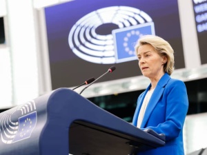 Ekspert: “Prawdziwe zagrożenie dla demokracji pochodzi z Europy”