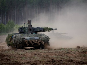 Dr Jacek Saryusz-Wolski o programie SAFE: Podwójny nelson dla Polski