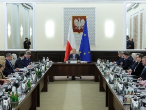 Rząd grzeje temat. Będą dwa zespoły ds. Epsteina?