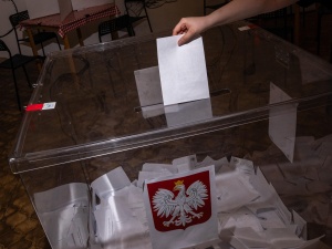 Marcin Bąk: Ziemia za służbę, czy obywatelstwo za głos?  