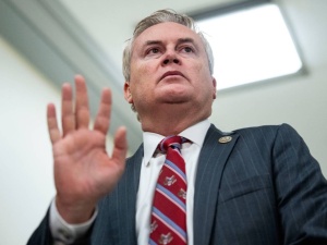 Ghislaine Maxwell zaproponowała oczyszczenie Trumpa i Clintona w zamian za ułaskawienie