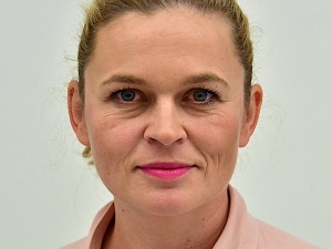 Młodzi ludzie bezmyślnymi „lemingami” – skutek destrukcyjnych działań MEN (video)