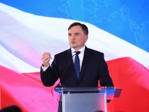 Prokuratura złożyła wniosek o wyłączenie sędziego Łubowskiego w sprawie ENA Ziobry