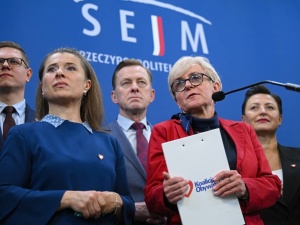 Komisje finansów i obrony odrzuciły poprawki PiS do projektu o SAFE