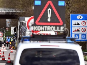 Niemcy przedłużają kontrole na granicach