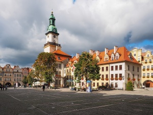 Radni odwołali starostę z KO w Karkonoszach. W tle śledztwo ws... sfałszowanej matury polityka