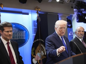 Nowe cła Trumpa jednak wyższe. Globalna stawka rośnie