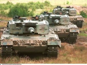 Francuski portal: Niebezpieczeństwa niemieckiej hegemonii militarnej dla Europy