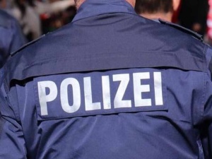 Atak nożownika w Niemczech. Ruszył na ludzi przy stoisku