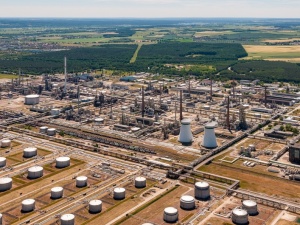 Polski inwestor w grze o niemiecką strategiczną rafinerię
