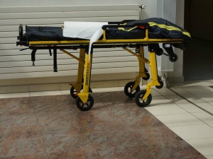 Francuski parlament przegłosował ustawę o rozszerzeniu eutanazji