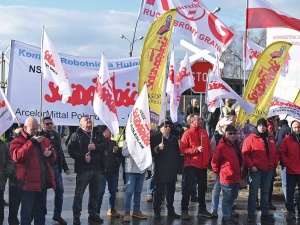 Dramat pracowników. Przemysł płaci najwyższą cenę