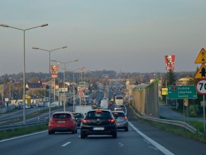 Samochody spoza UE mogą jeździć w Polsce bez przeglądów technicznych
