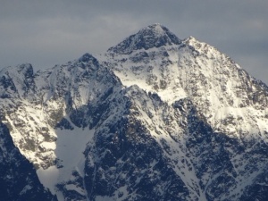 TOPR ostrzega. Ocieplenie zwiększa ryzyko w wyższych partiach Tatr