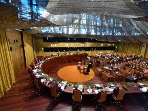 „TSUE zajmuje się inżynierią społeczną i chce być federalnym sądem konstytucyjnym”