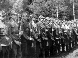 Tadeusz Płużański: Wyklęci przez komunę Żołnierze Niezłomni