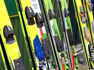 Skoki narciarskie. Słoweniec triumfuje, Stoch awansuje w drugiej serii