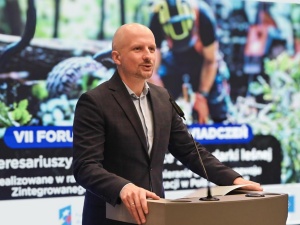 Dorożała: przyczyną chaosu na rynku pelletu nie są przepisy, a mróz