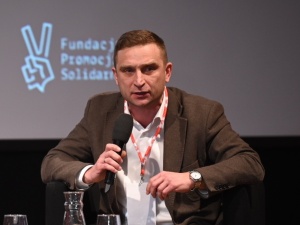 Robert Bąkiewicz, ROG dla Tysol.pl: Polska idzie w bardzo złą stronę