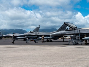 NATO przerzuca myśliwce na Azory. Strategiczne znaczenie portugalskiej bazy
