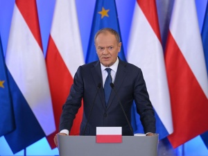 Tusk stawi się jutro u prezydenta ws. SAFE 0 proc. „Nie ma miejsca na podejrzane manewry”