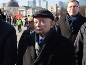 Prowokatorzy na miesięcznicy smoleńskiej. Kaczyński nie przebierał w słowach