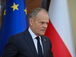 Tusk chce przyjąć unijny SAFE w drodze uchwały
