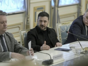 „Plan B” dla Ukrainy? Niech Zełenski sięgnie po pieniądze oligarchów