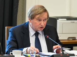 Prof. Ryszard Piotrowski: Unijna pożyczka SAFE jest niezgodna z konstytucją