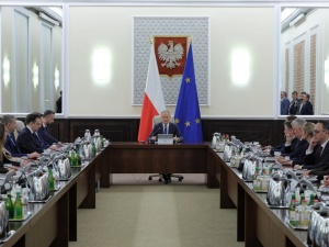 Uchwała ws. SAFE. Mec. Lewandowski: Ryzykowne. Odpowiedzą karnie