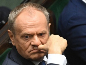 Uchwała Tuska ws. SAFE to wstęp do wrogiego przejęcia Polski