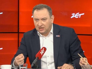 Trela szokuje: Sędziowie odbiorą ślubowanie od... Czarzastego. Nie wskazał jednak podstawy prawnej