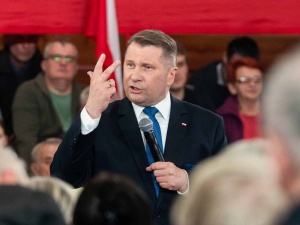 Czarnek odpowiedział Tuskowi. Nie przebierał w słowach