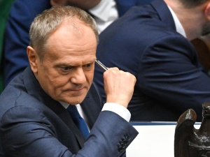 Koalicja Tuska traci większość. Wyniki najnowszego sondażu