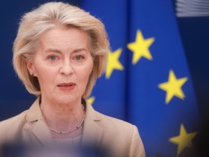 „Unijny dyktat budżetowy w natarciu”