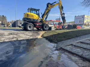 Problemy z wodą w Zamościu. Trwa usuwanie awarii