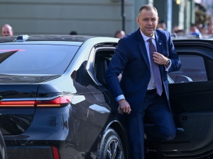 Prezydent Nawrocki leci na Węgry. Zbigniew Bogucki zabiera głos