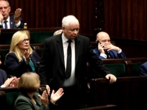 [SONDAŻ] Zjednoczona Prawica może utracić pozycję lidera? Jeden zwycięski scenariusz dla opozycji
