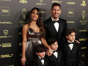 Złota Piłka dla Leo Messiego. Robert Lewandowski drugi w plebiscycie „France Football”