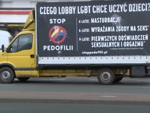 Ordo Iuris: Pokazywanie prawdy o aborcji i postulatach ruchu LGBT - zgodne z prawem. Sąd potwierdza nieważność uchwały Rady Warszawy