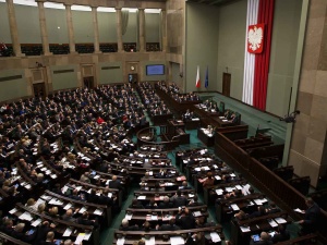 Na PiS chce głosować więcej Polaków niż na KO i ruch Hołowni razem [NAJNOWSZY SONDAŻ]