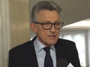 Piotrowicz musi przeprosić Gersdorf i Rączkę. Jest decyzja sądu