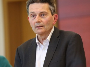 [Z Niemiec dla Tysol.pl] Wojciech Osiński: Partyjny beton SPD i jego obłędna miłość do Putina