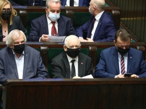Dziennikarka „GW” zapytała Kaczyńskiego o ustawę medialną. Krótka odpowiedź szefa PiS