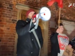 [video] Żal uczestników po katastrofie frekwencyjnej na protestach KOD. Tylu obywateli ma w du*ie...