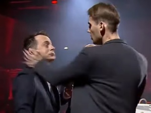 [VIDEO] „No chodź, no chodź”. Podczas prezentacji zawodników przed walką Kapela–Kossakowski doszło do rękoczynów