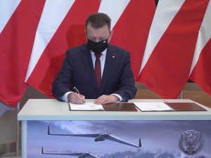 Drony dla polskiej armii. Szef MON zatwierdził umowę