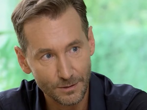 „Prezenter TVN, który przez sześć lat łamał prawo, zapowiada materiał o karaniu Polski przez UE. A w tle napis: «cena bezkarności»”